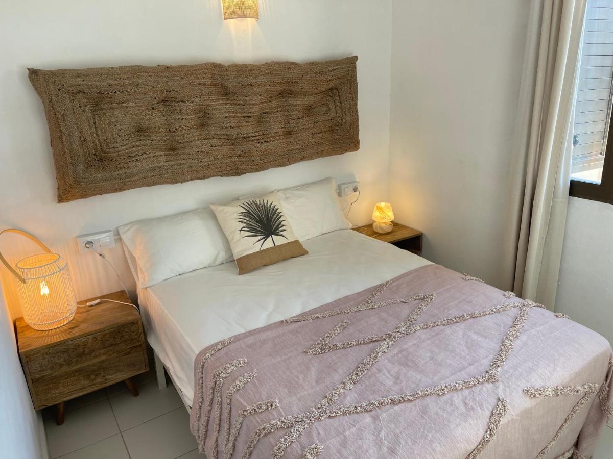 Bella Lilia Apartment Es Pujols Exterior photo